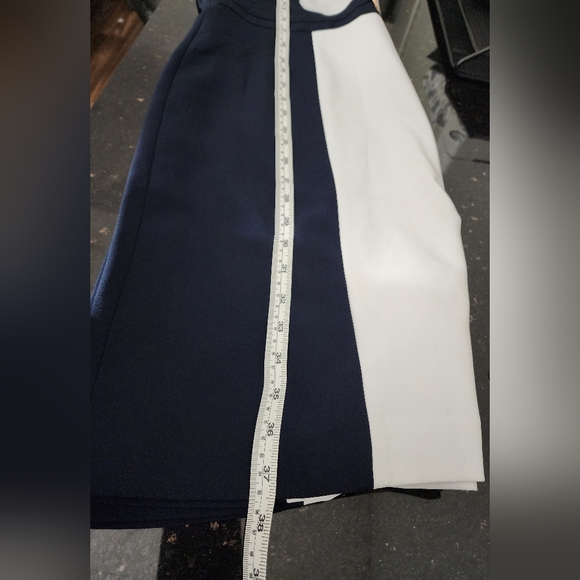 PLUS CHELSEA ROSE White Navy Blue Block Sleeveless Sheath Dress. Size: 18 - Picture 12 of 12